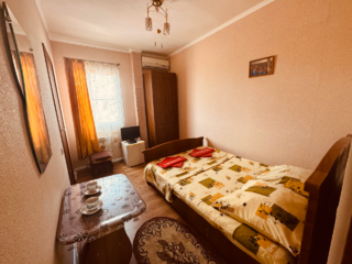 Гостиница Делиф Анапа Стандартный двухместный номер со всеми удобствами и холодильником-1